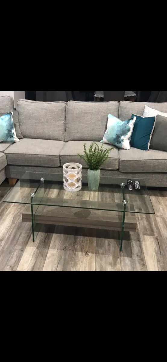 Glass coffee table - Image 1