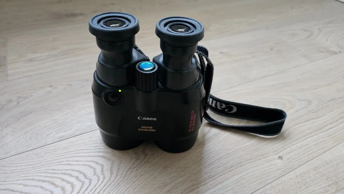Canon 18x50 IS UD Binoculars Image Stabilised - Image 3