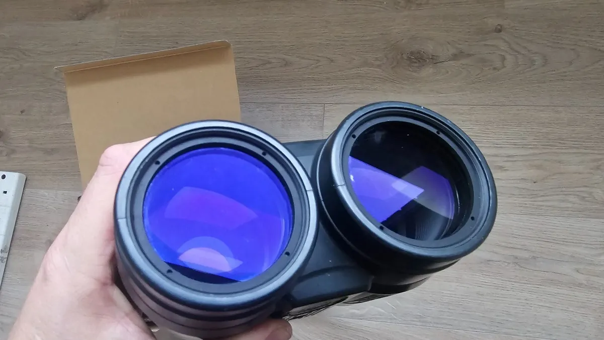 Canon 18x50 IS UD Binoculars Image Stabilised - Image 4