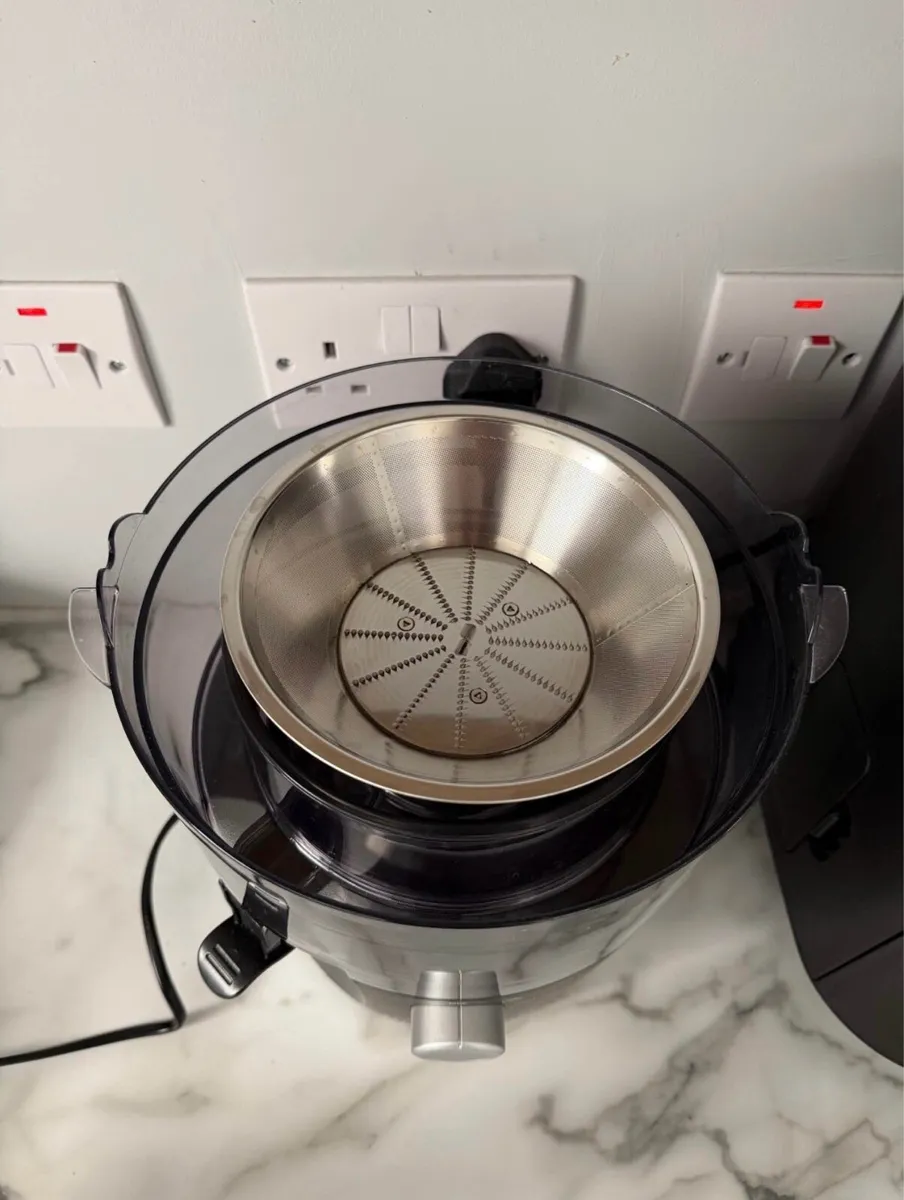 NUTRIBULLET 800 W Juicer - Image 3