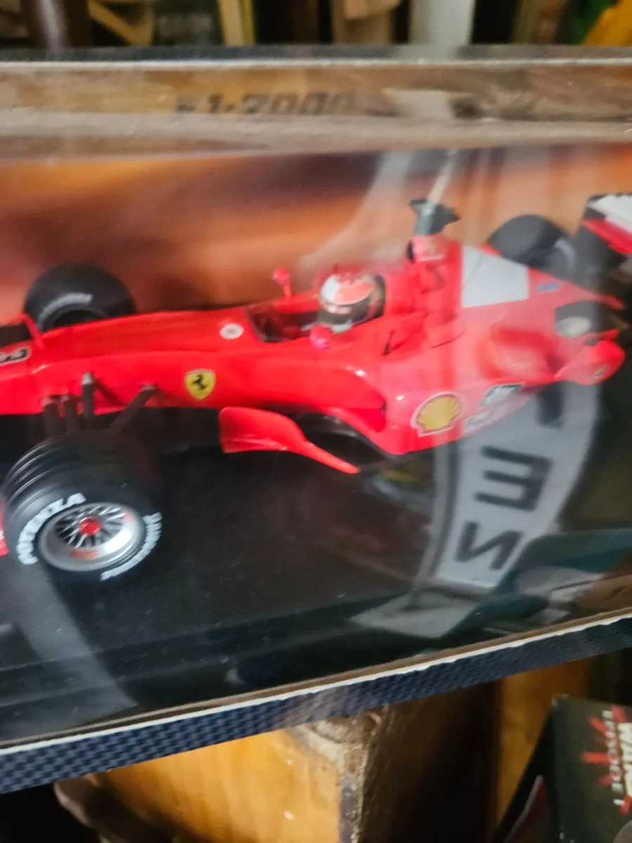 Corgi Hotwheels Ferrari F1 Michael Schumacher 1.18 - Image 4