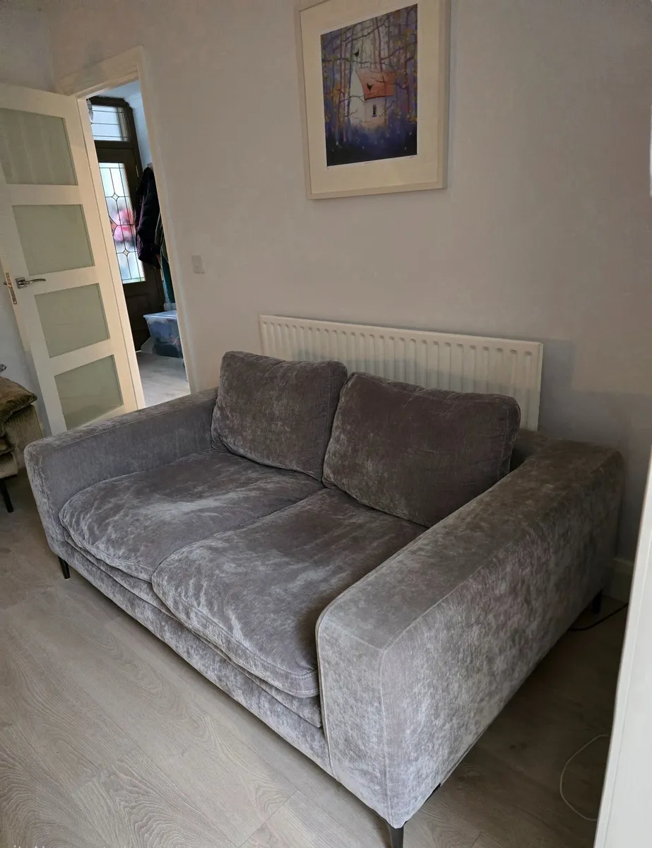 EZ Living Granite 3 Seater couch - Image 1
