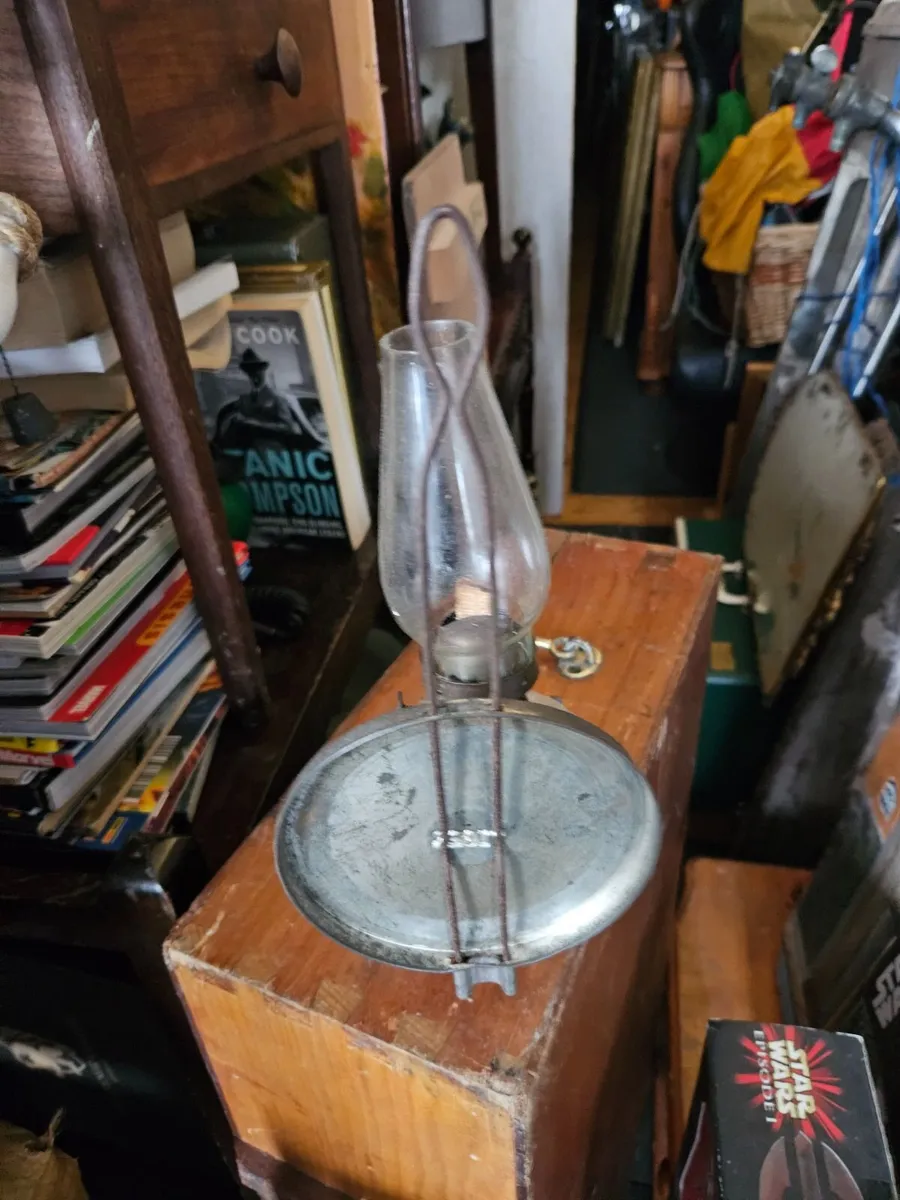 Vintage Oil Lamp - Image 3
