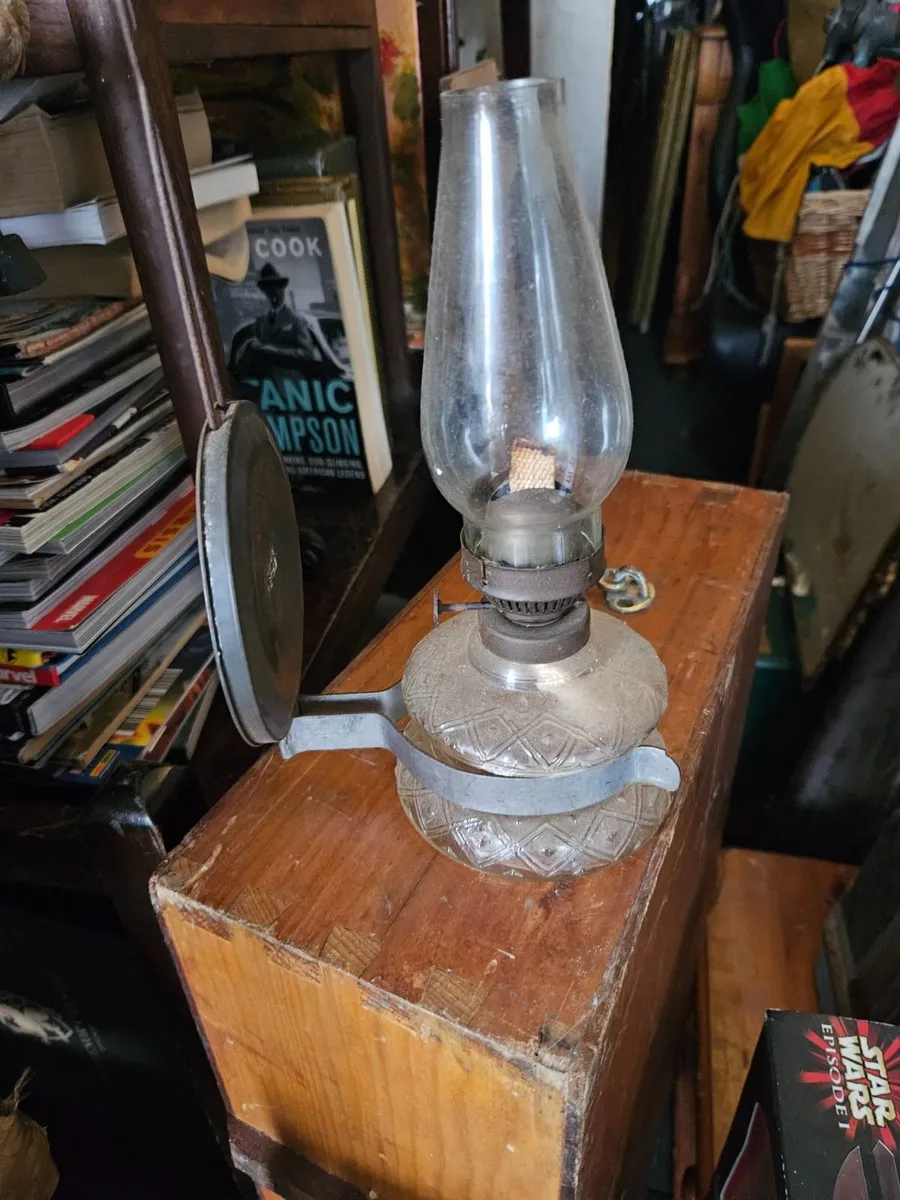 Vintage Oil Lamp - Image 4