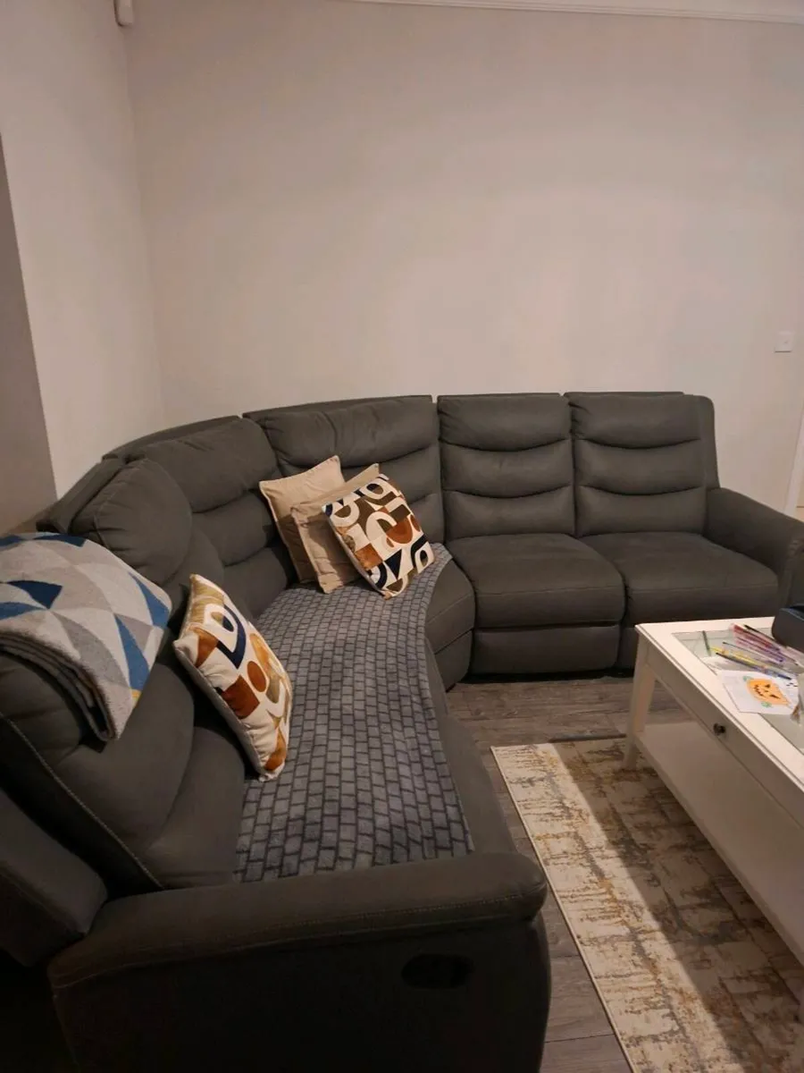 Corner sofa - Image 2