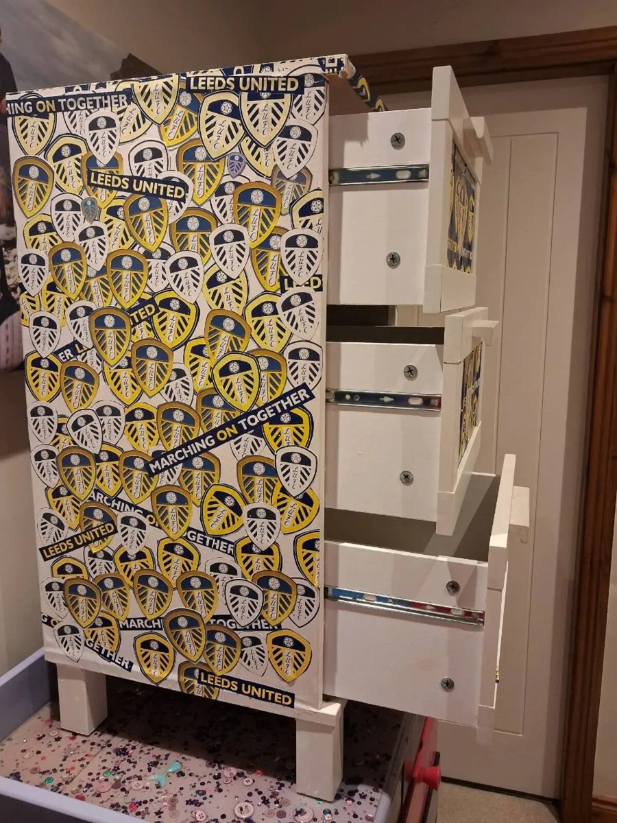 Drawers - Image 4