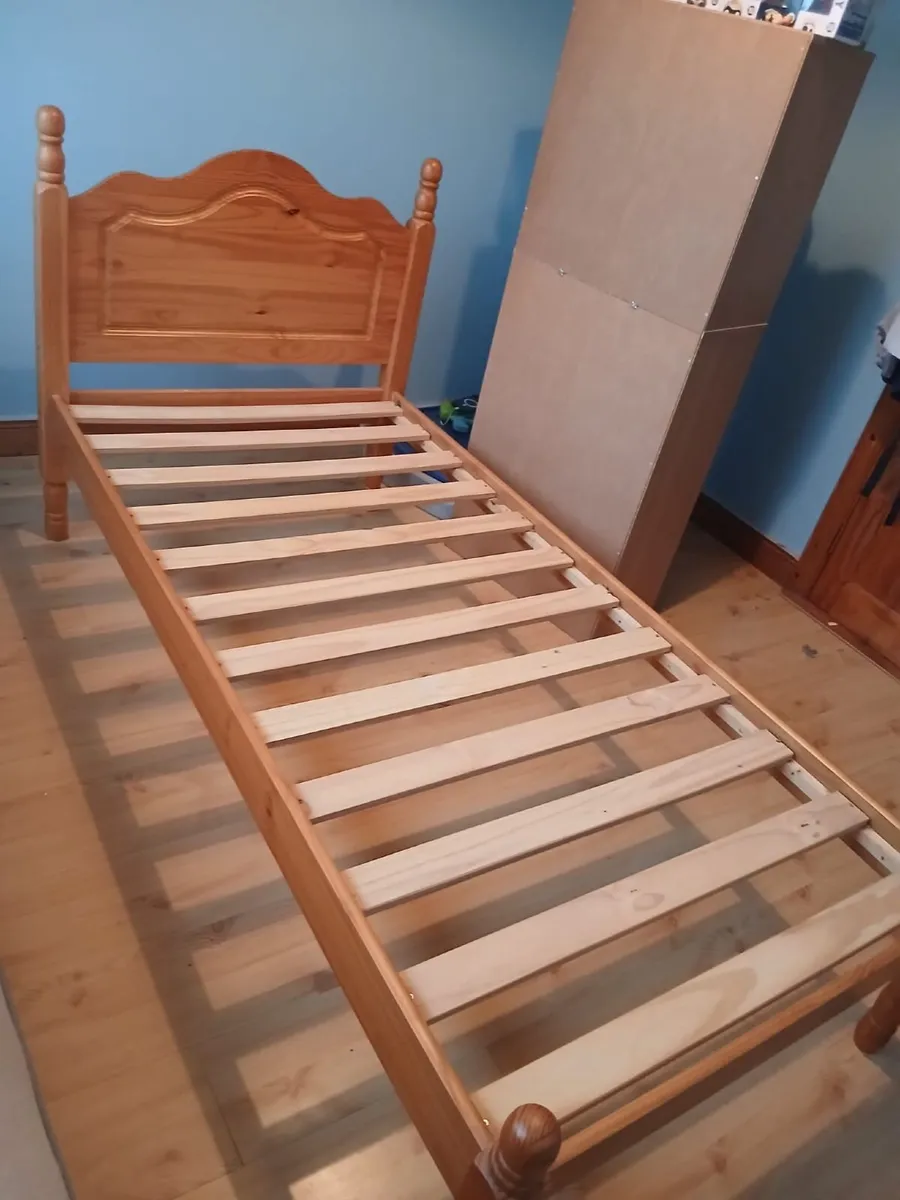 Single Bed - Image 2