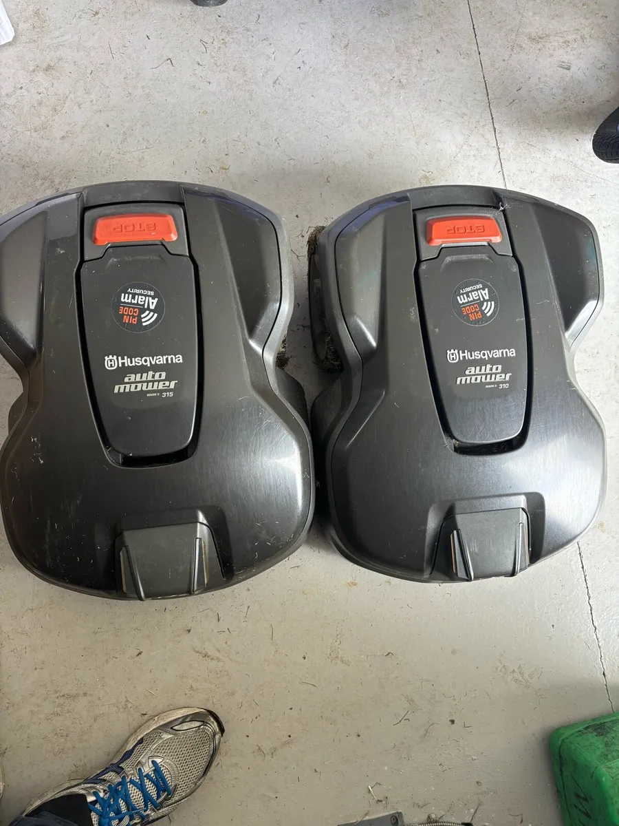 Robot lawnmower - Image 1