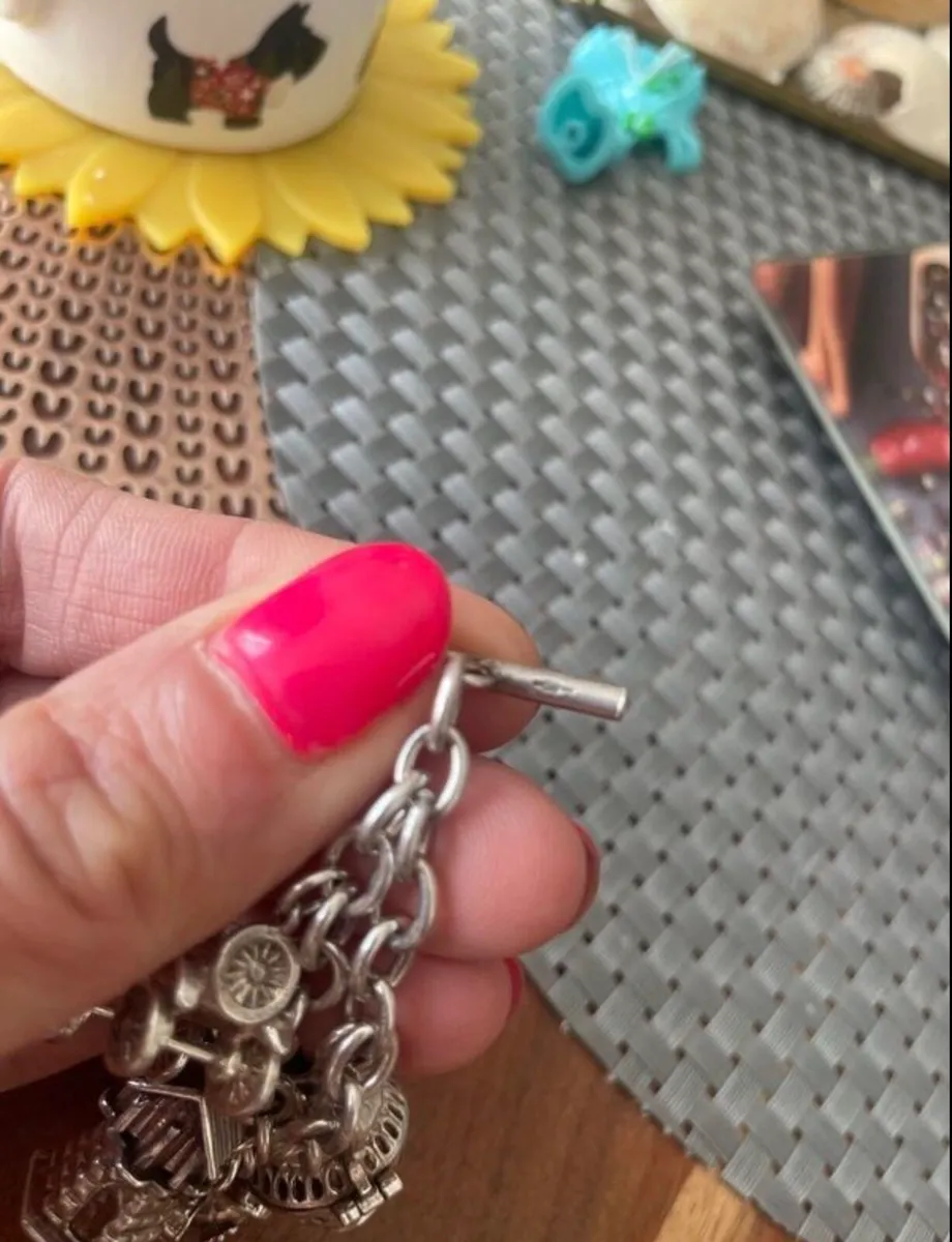 Vintage sterling silver charm bracelet - Image 4