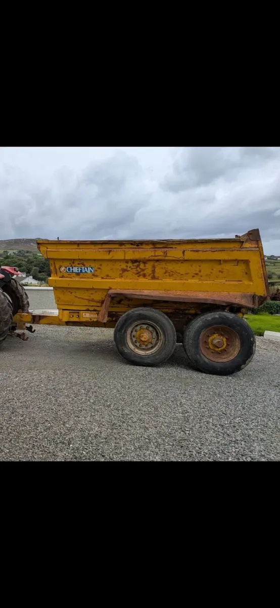 Dump trailer - Image 1