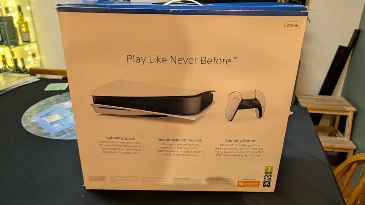 PlayStation 5 Disc Edition - Image 3
