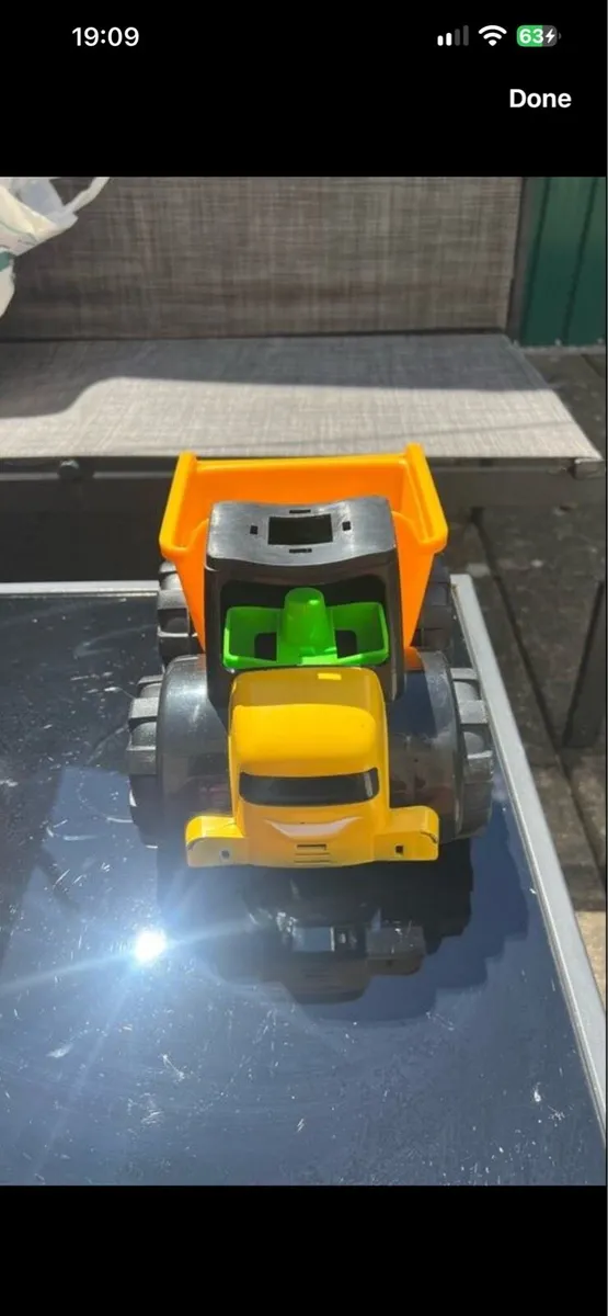 Child’s toy €5 - Image 3