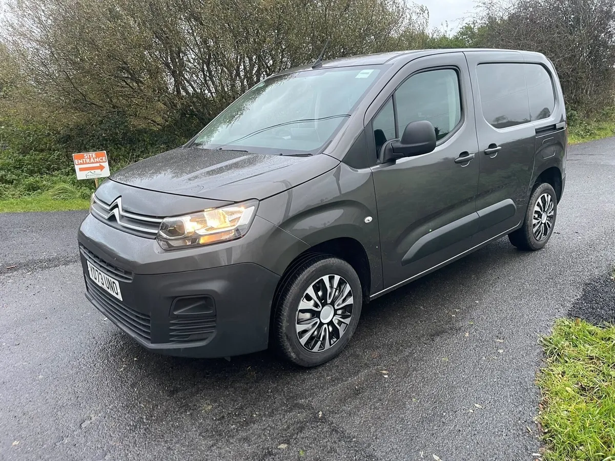 2024 Citroen Berlingo - Image 3