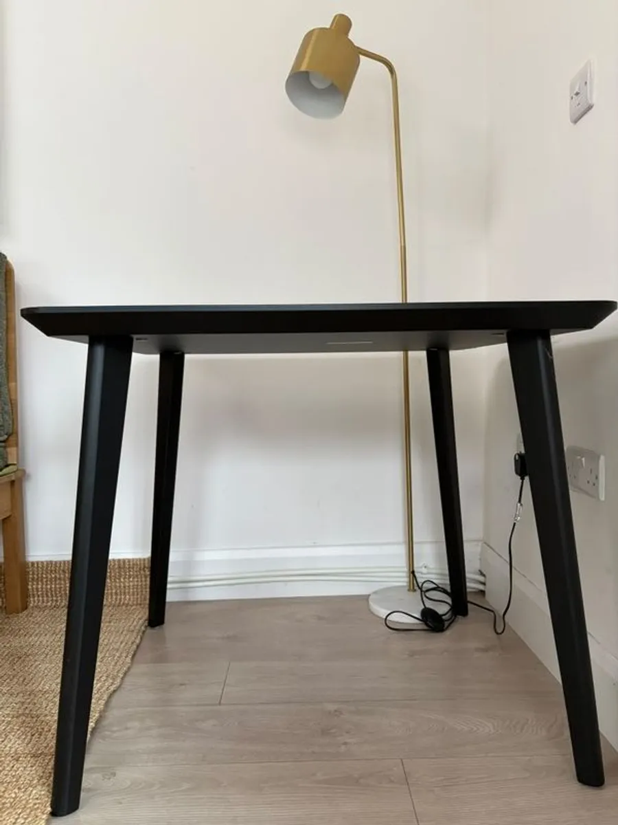 Small black table - Image 3