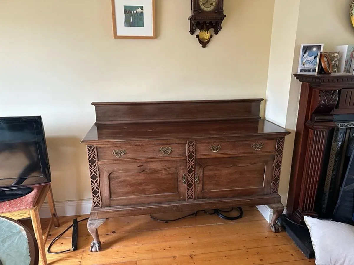 Mahogany sideboard - Image 1