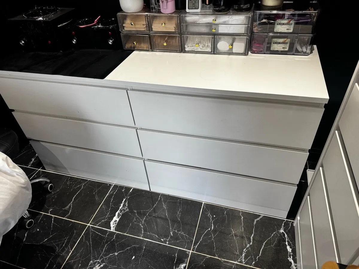 IKEA Malm 6 Drawer Unit RRP €179 - Image 1
