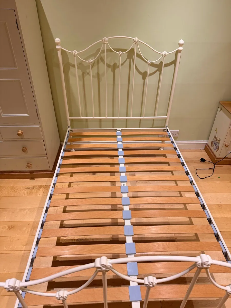 4ft beds x 2 - Image 2
