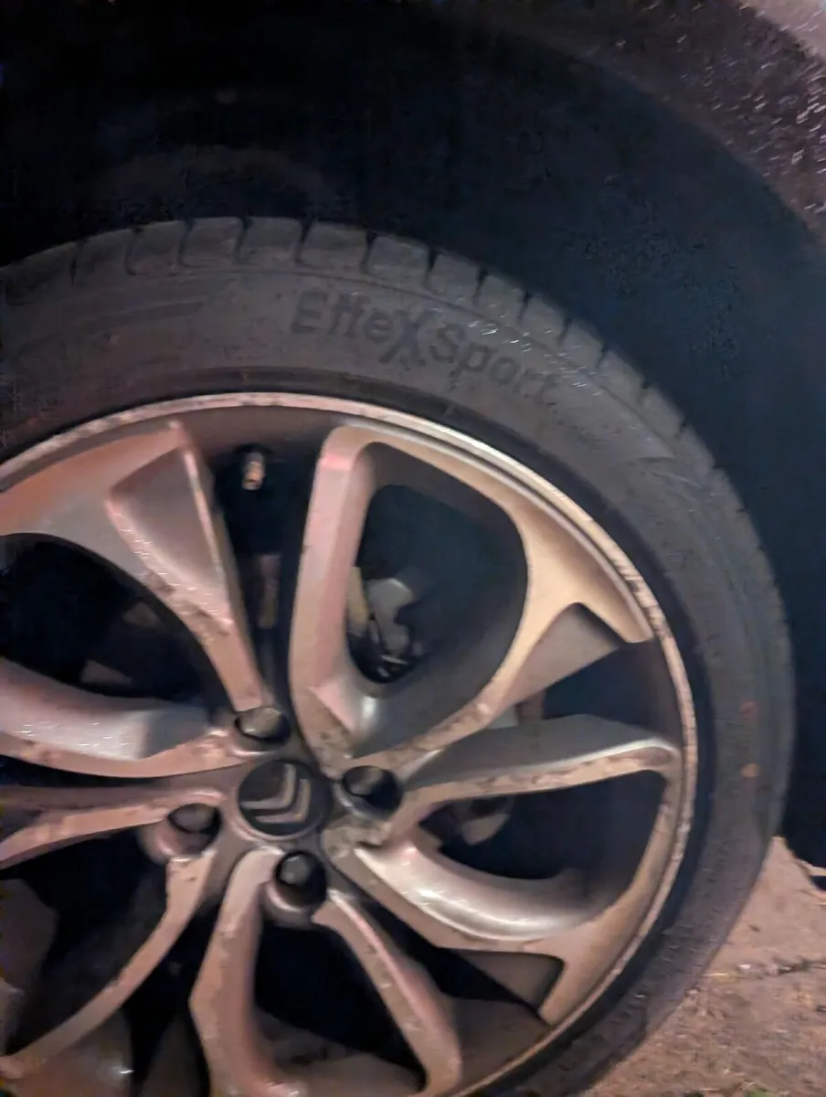 2014 DS4 - Image 2