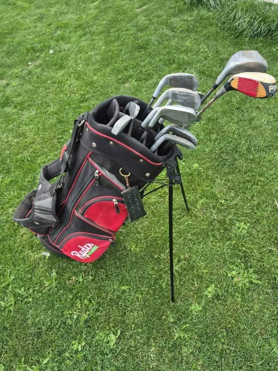 Ping golf clubs and stand bag  Golf club - Image 4