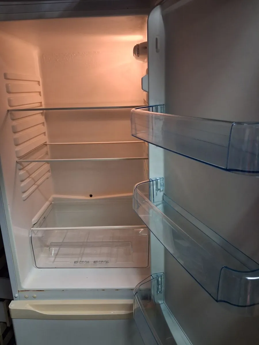 Fridge freezer - Image 3