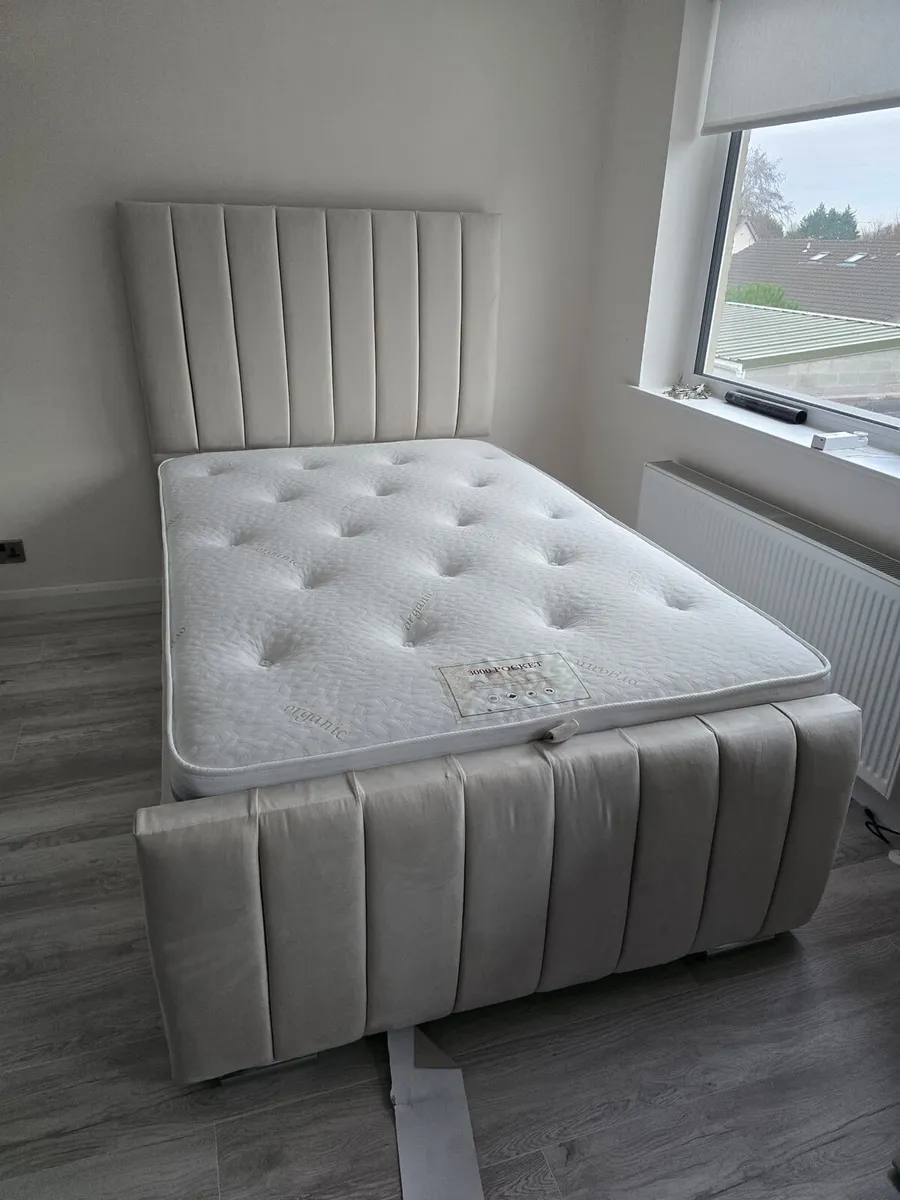Bed - Image 2