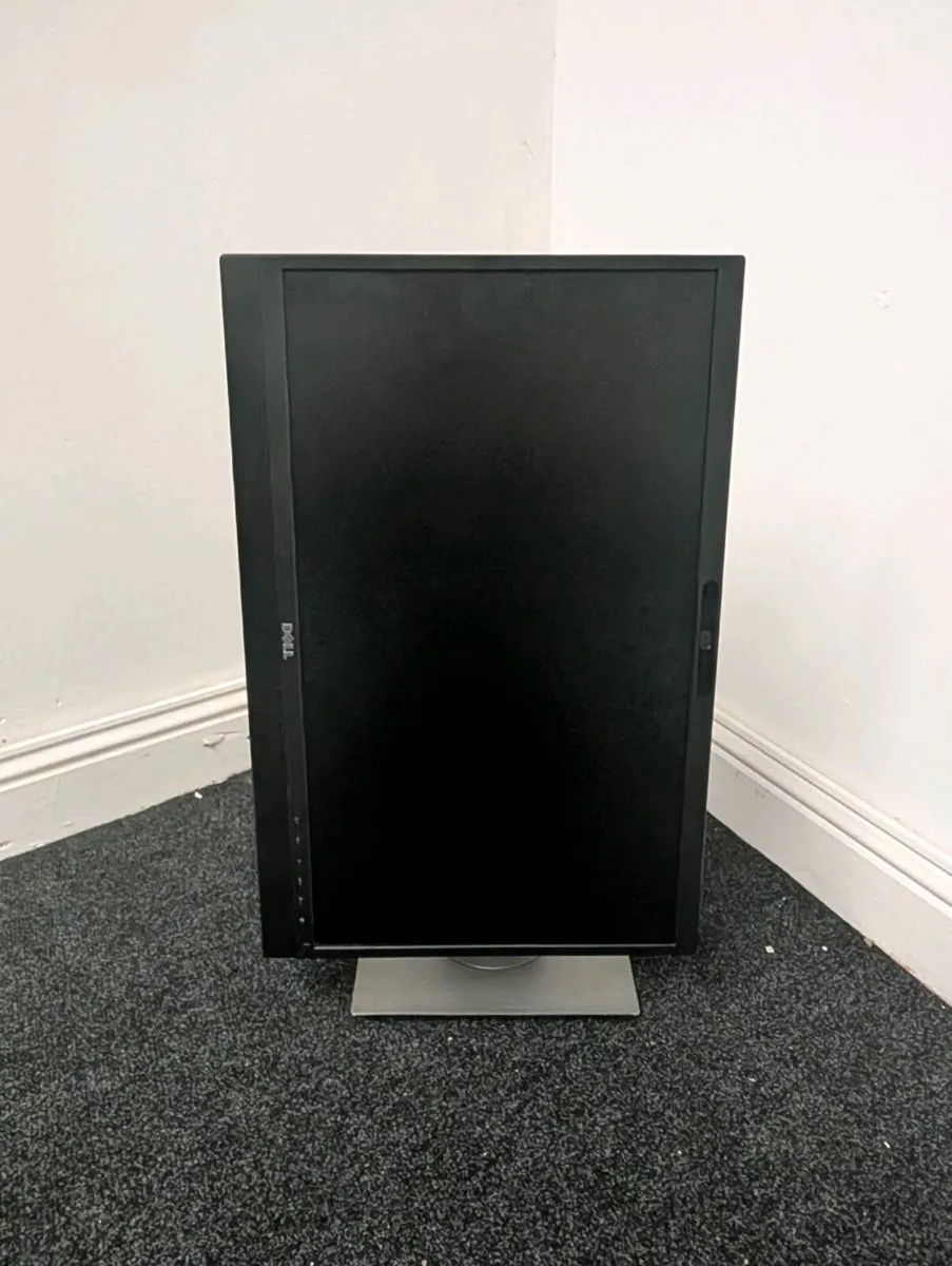 Dell 24" Full HD Monitor - Image 3