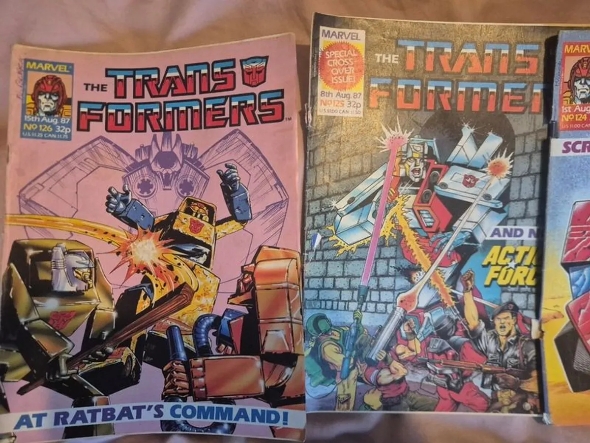 Vintage Marvel UK Transformers Comics 1980s  115 plus Issues  Annuals and Specials  Job Lot - Image 3