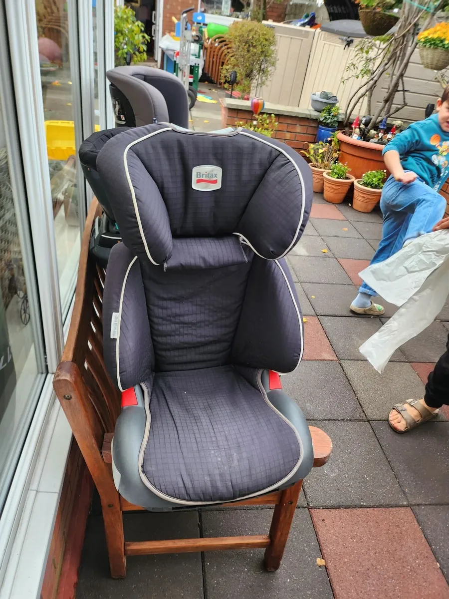 Car seat - Image 1