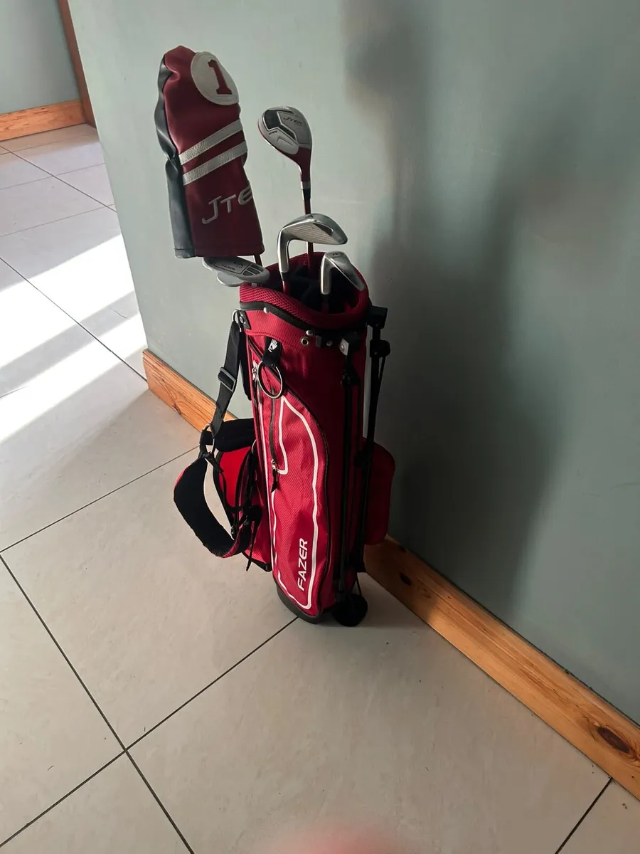 Junior Golf clubs - Image 1