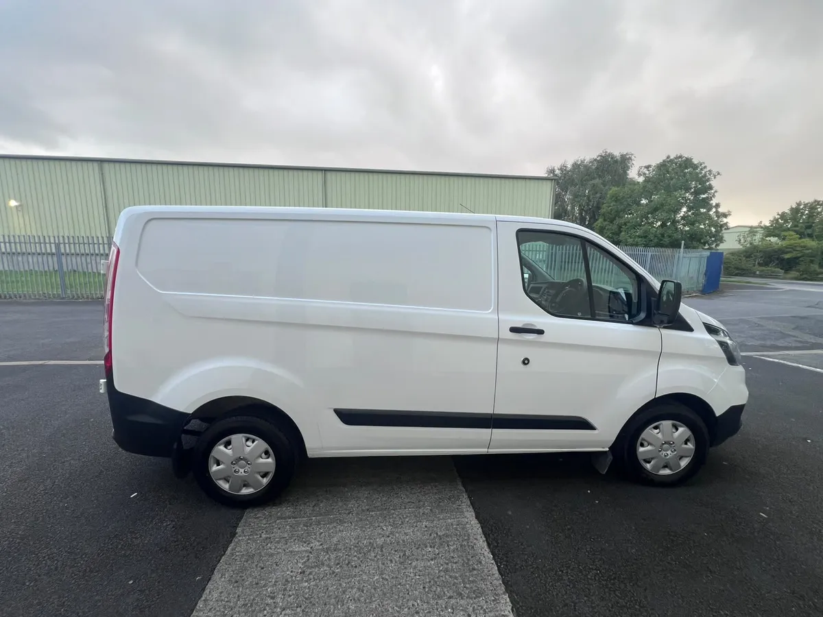 Ford Transit Custom 222 - NEW CVRT - WARRANTY - Image 3