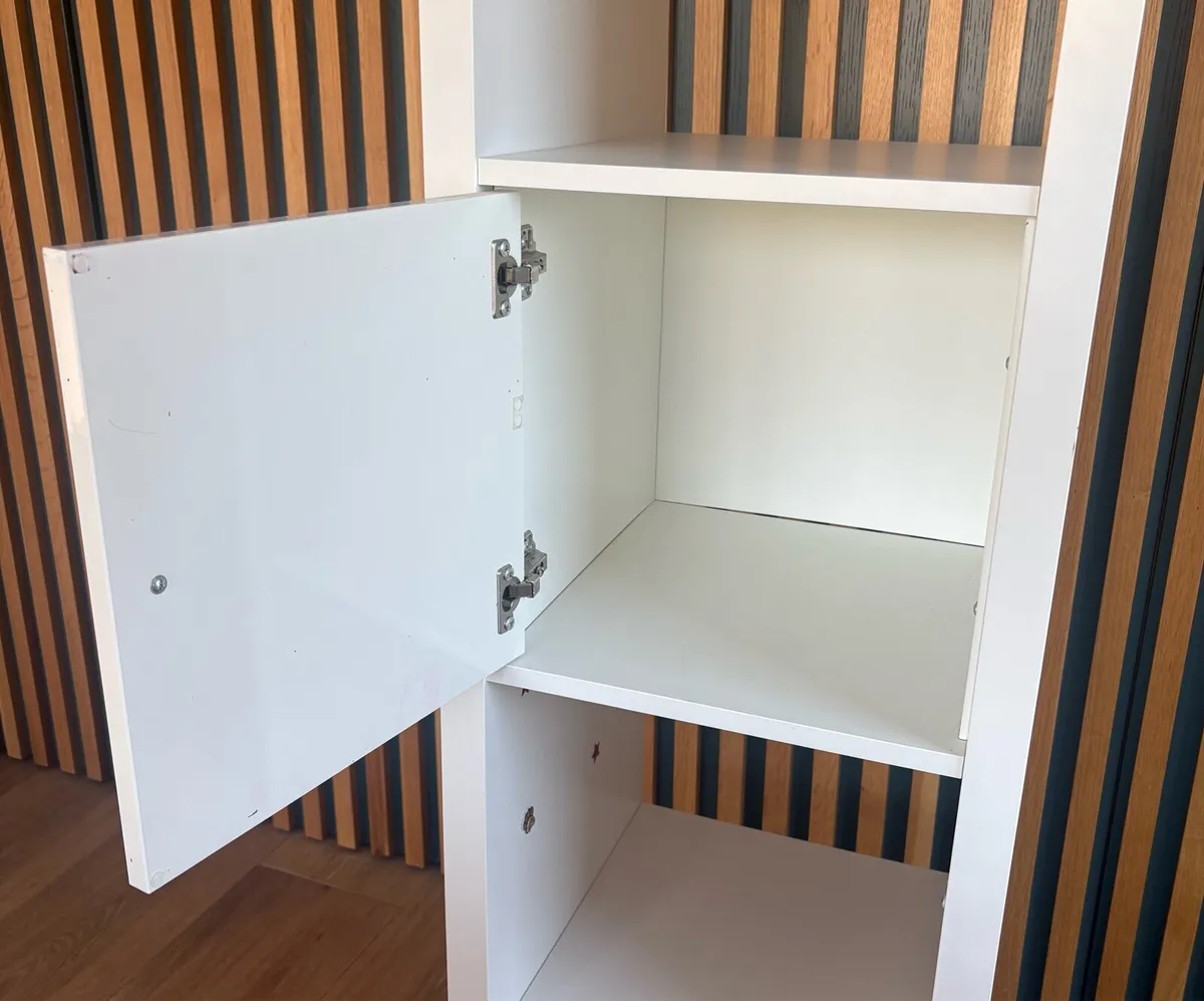 Shelving unit (IKEA Kallax) - Image 2