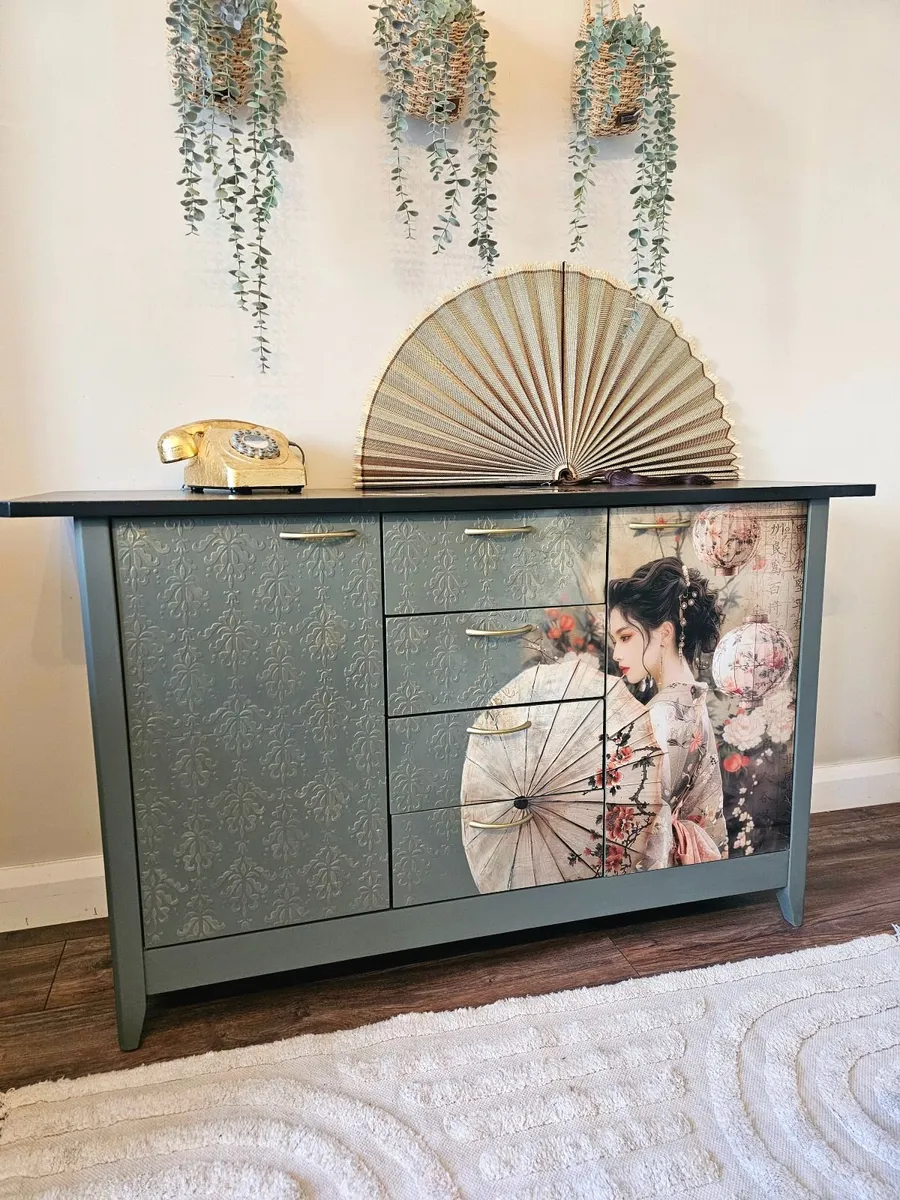 Sideboard - Image 4