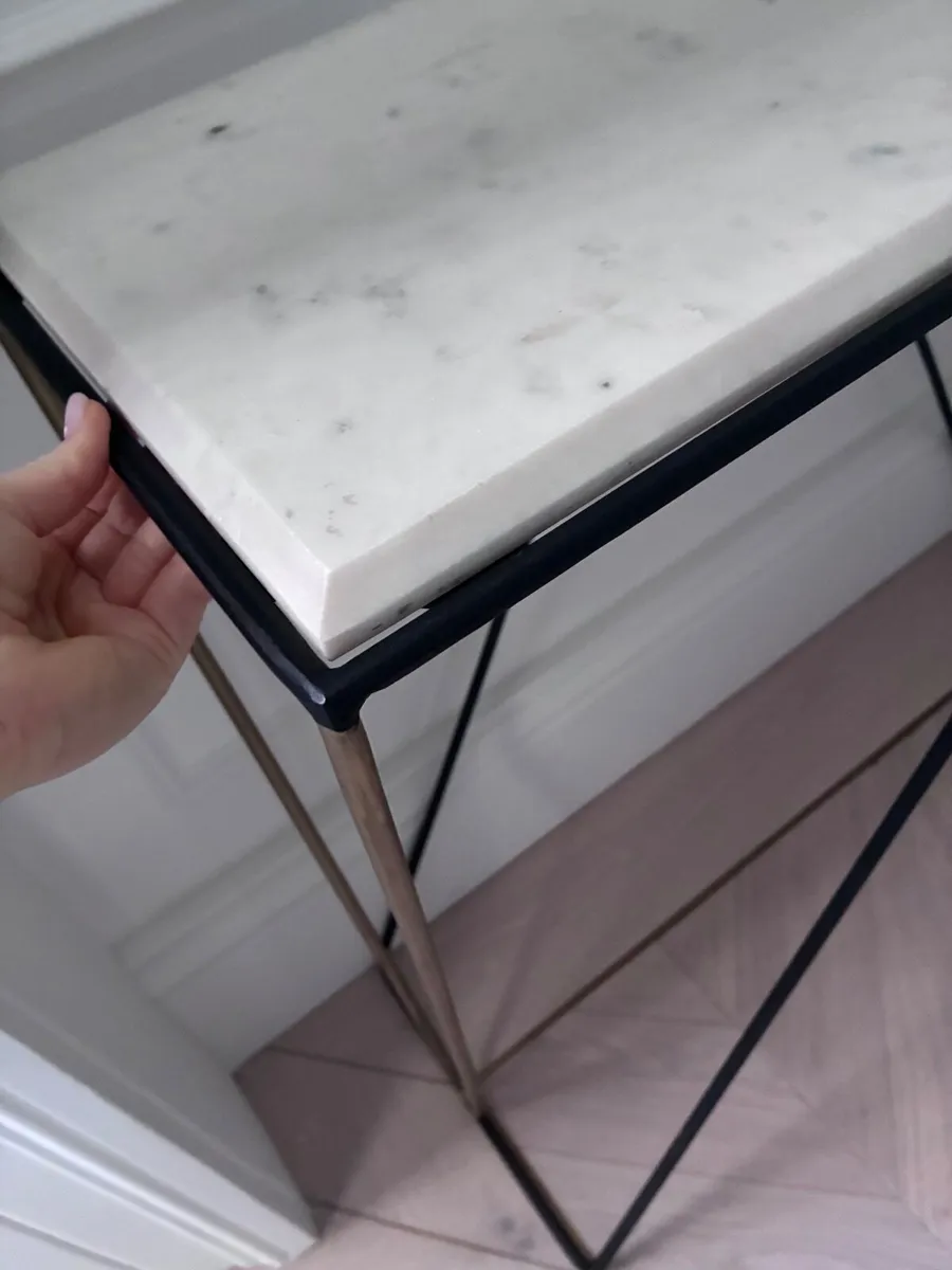 Console Table - Image 3