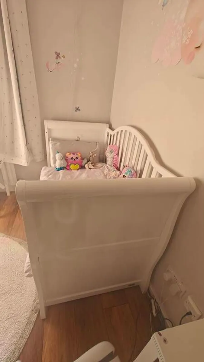 Oslo cot bed( white) - Image 3
