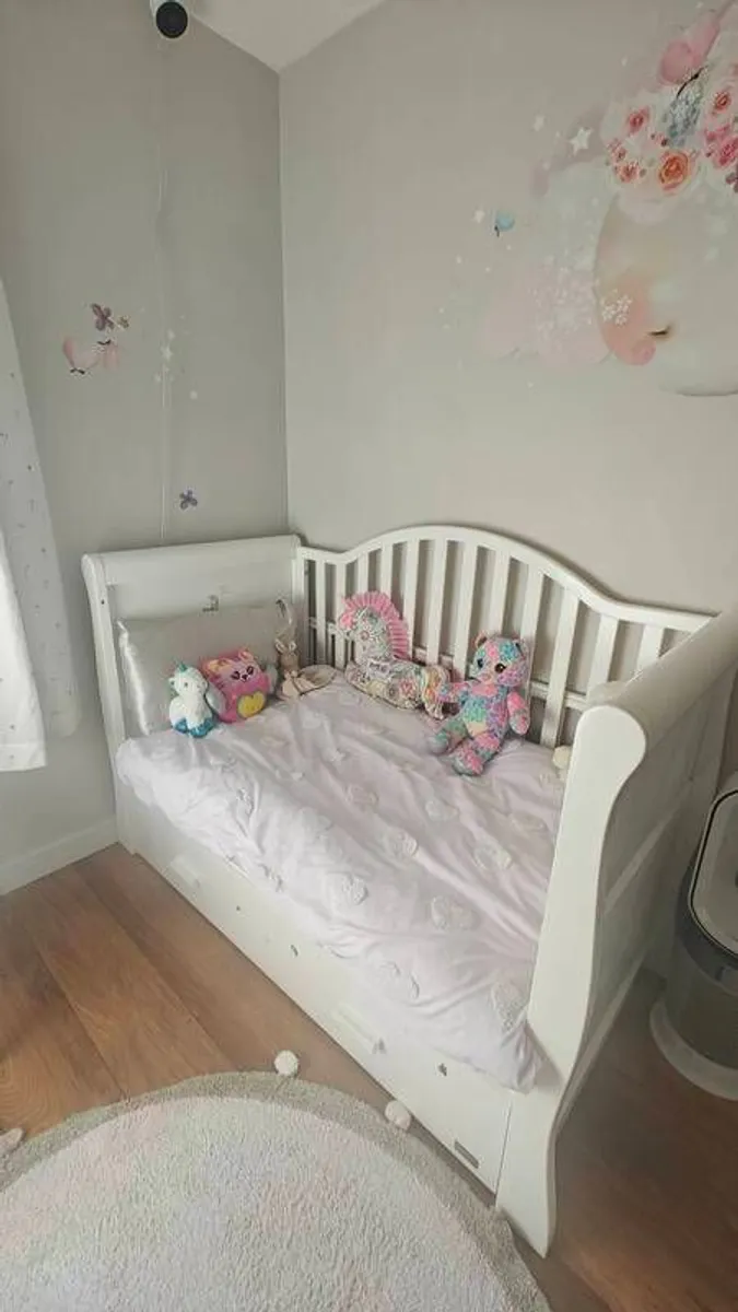 Oslo cot bed( white) - Image 4