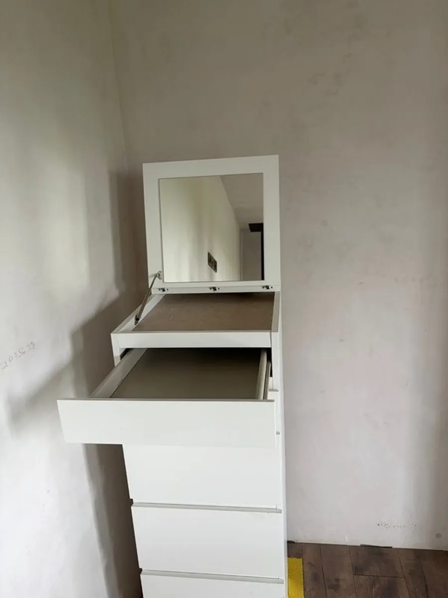 Drawers - IKEA MALM Chest of 6 Drawers with Mirror Glass - Image 2