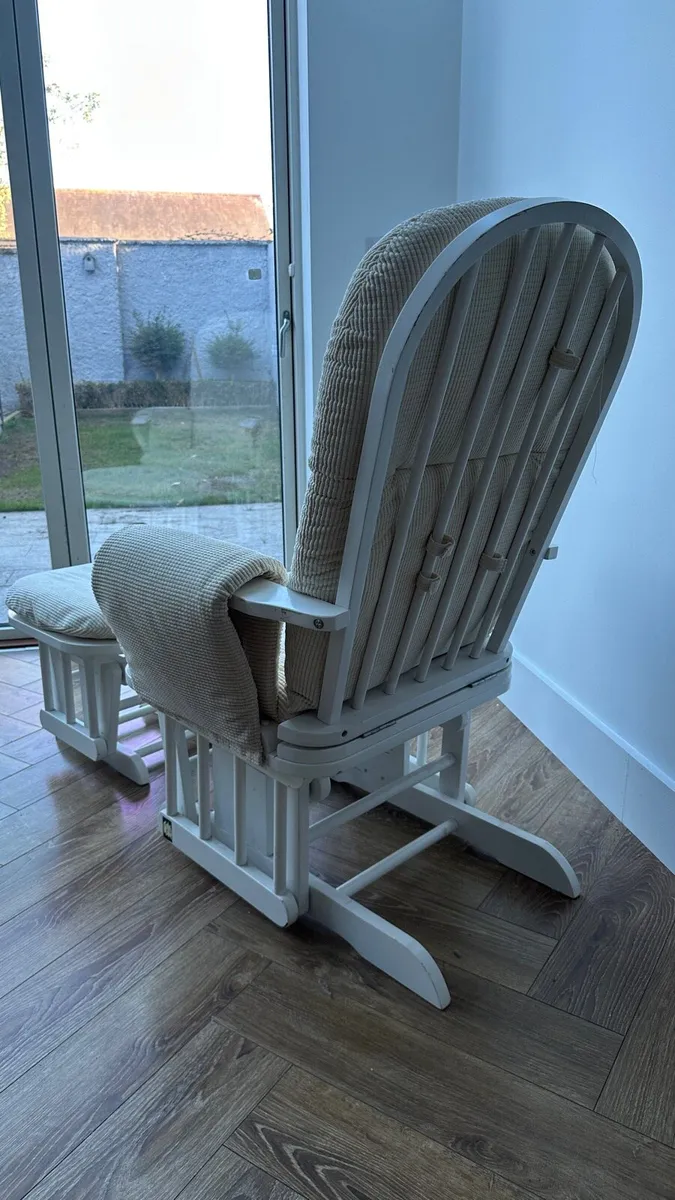 Tutti Bambini Glider Chair and Footstool - Image 2