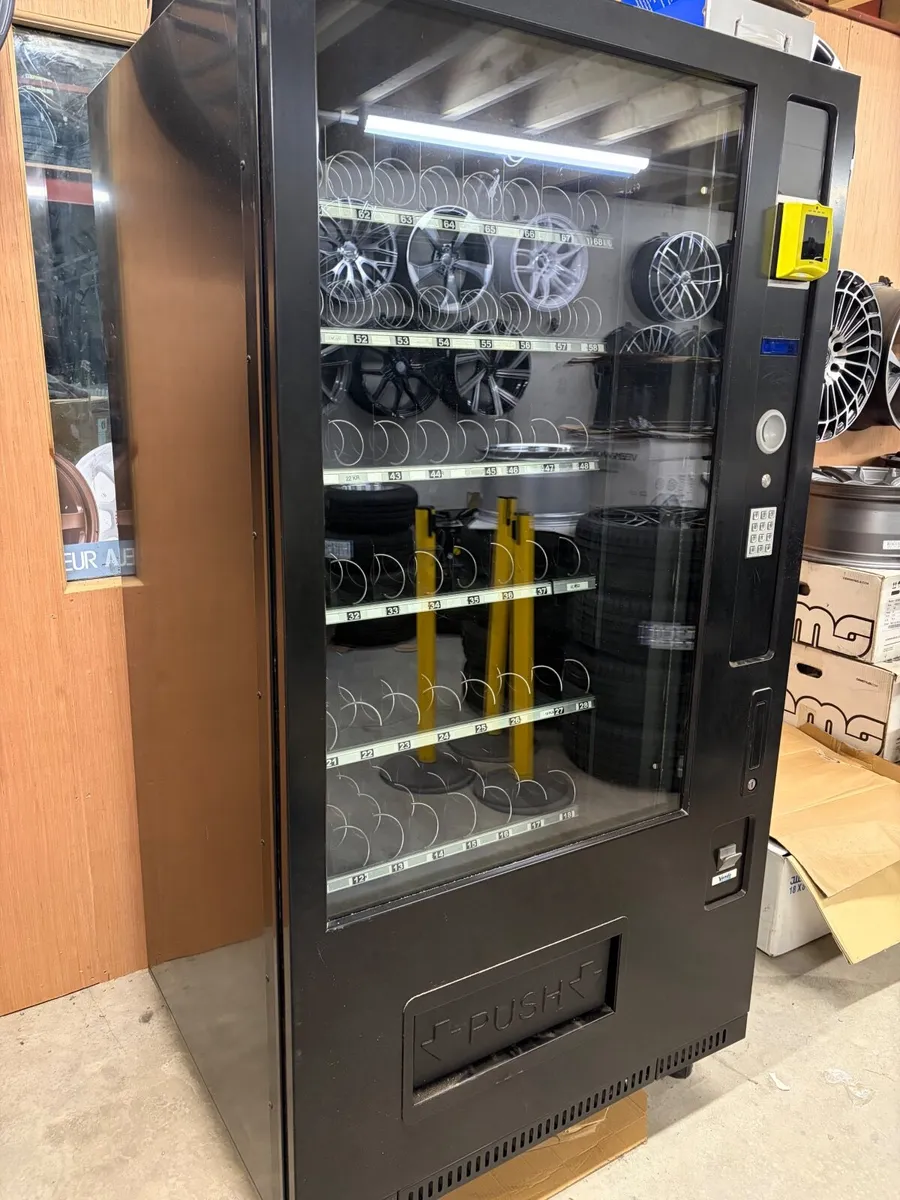 Vending Machine - Image 1