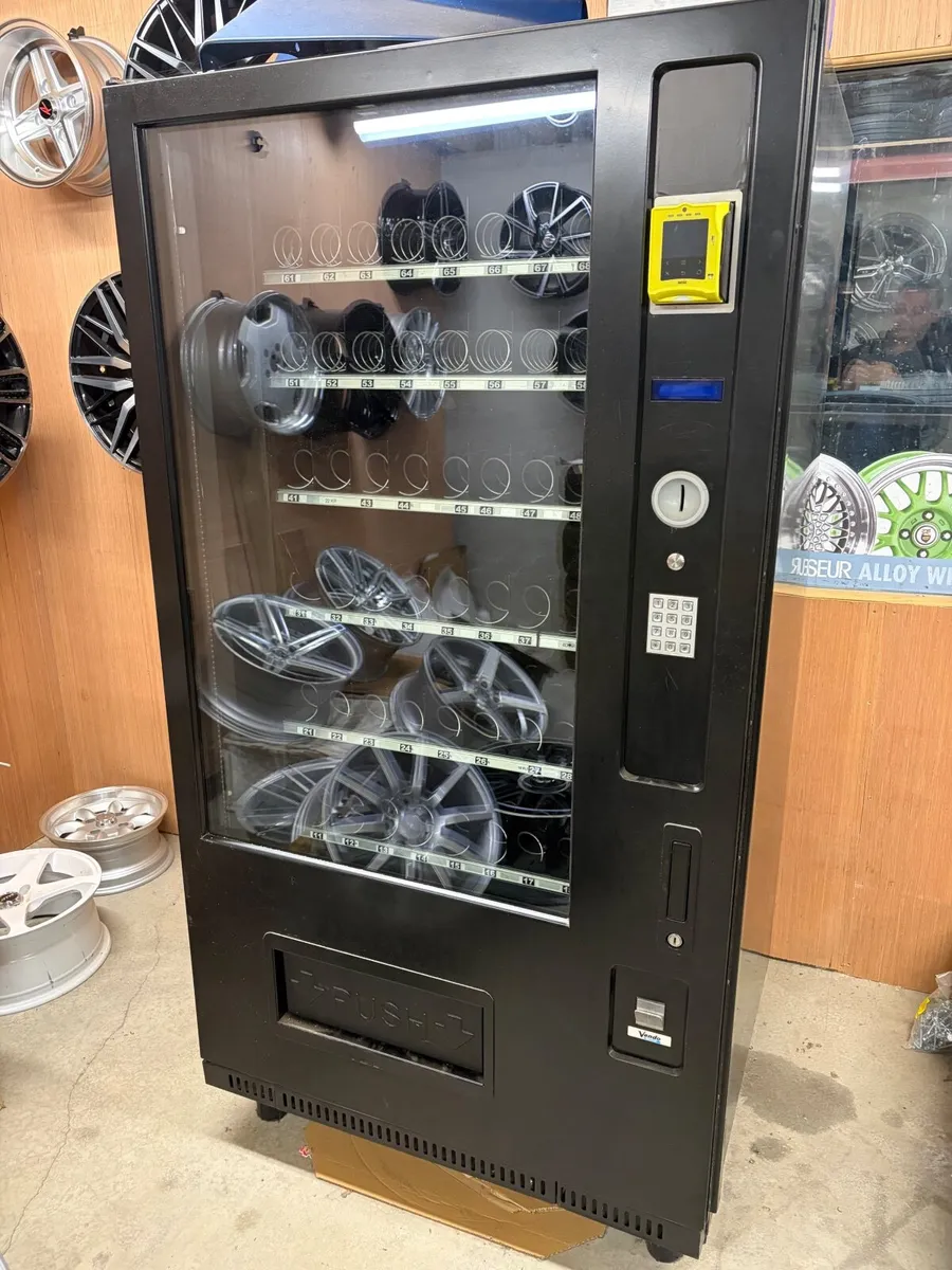 Vending Machine - Image 3