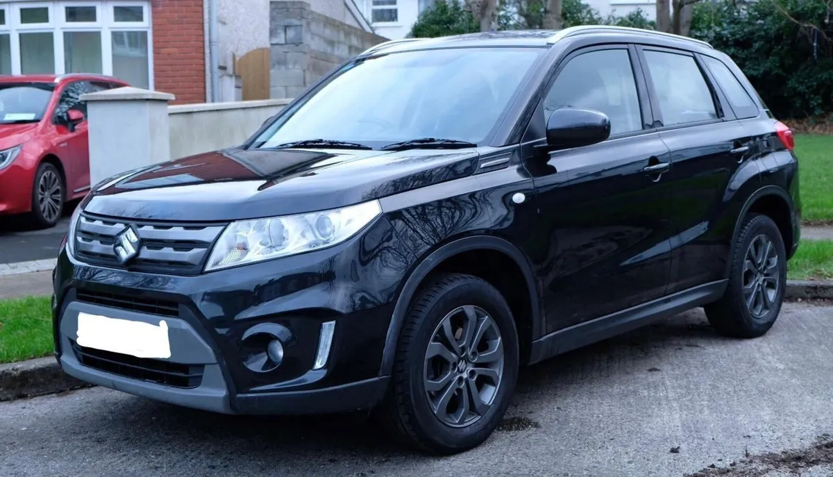 Suzuki Vitara 2017 *LOW MILEAGE*(1.6Petrol/Manual) - Image 3