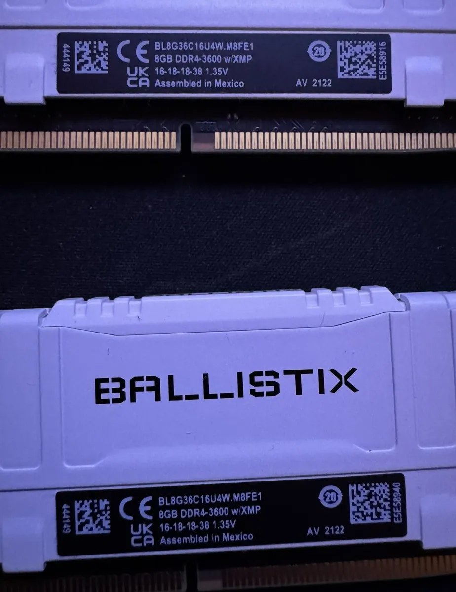 Crucial Ballistix 16GB DDR4 3600MHz Memory RAM - Image 2