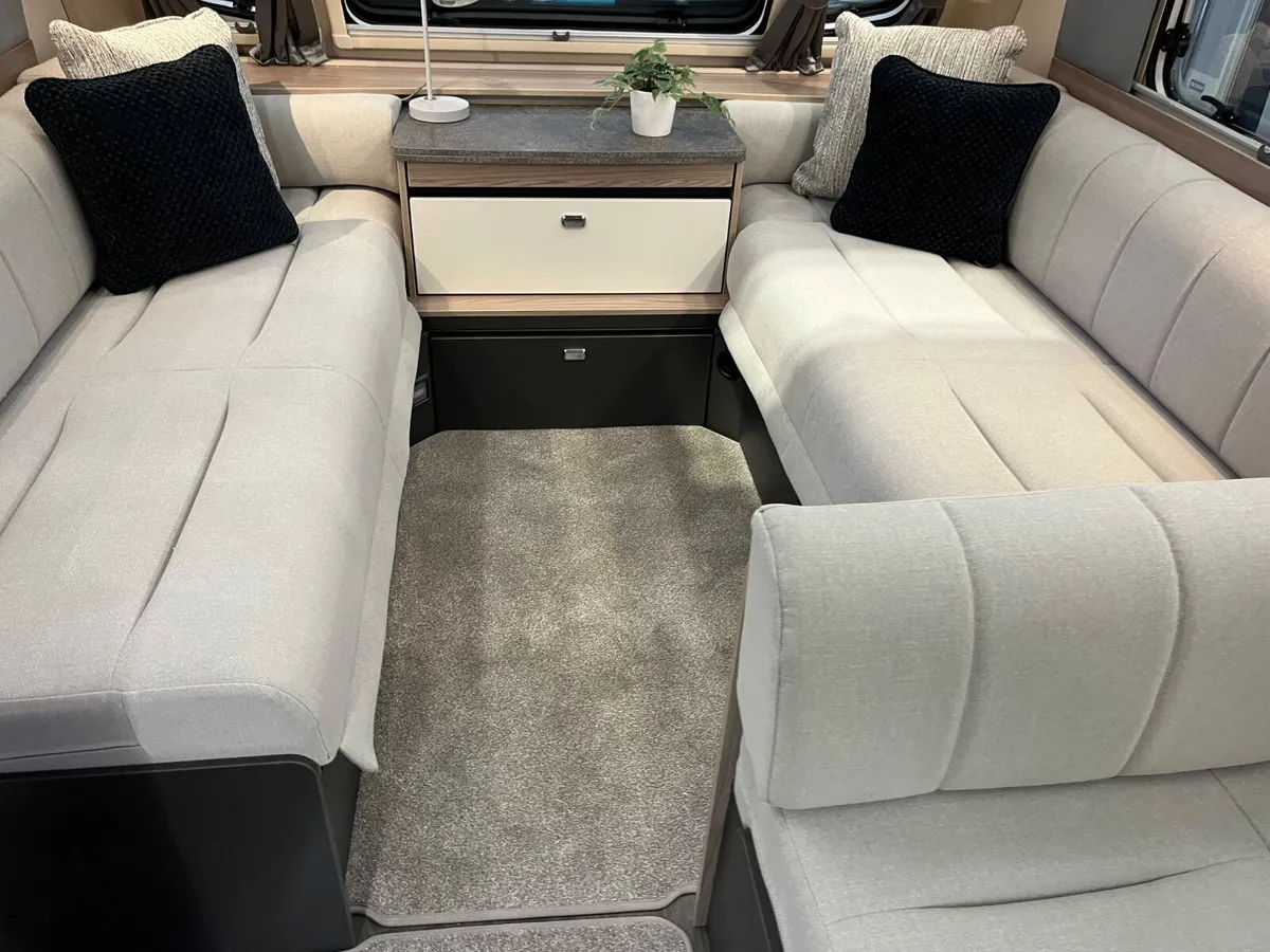 2026 SWIFT CHALLENGER 640 6/7 BERTH H/SPEC CARAVAN for sale in ...