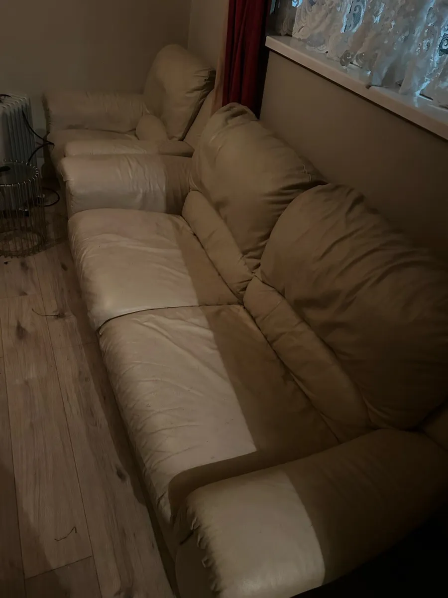 Sofa - Image 4
