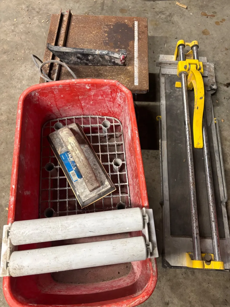 Tile Cutter