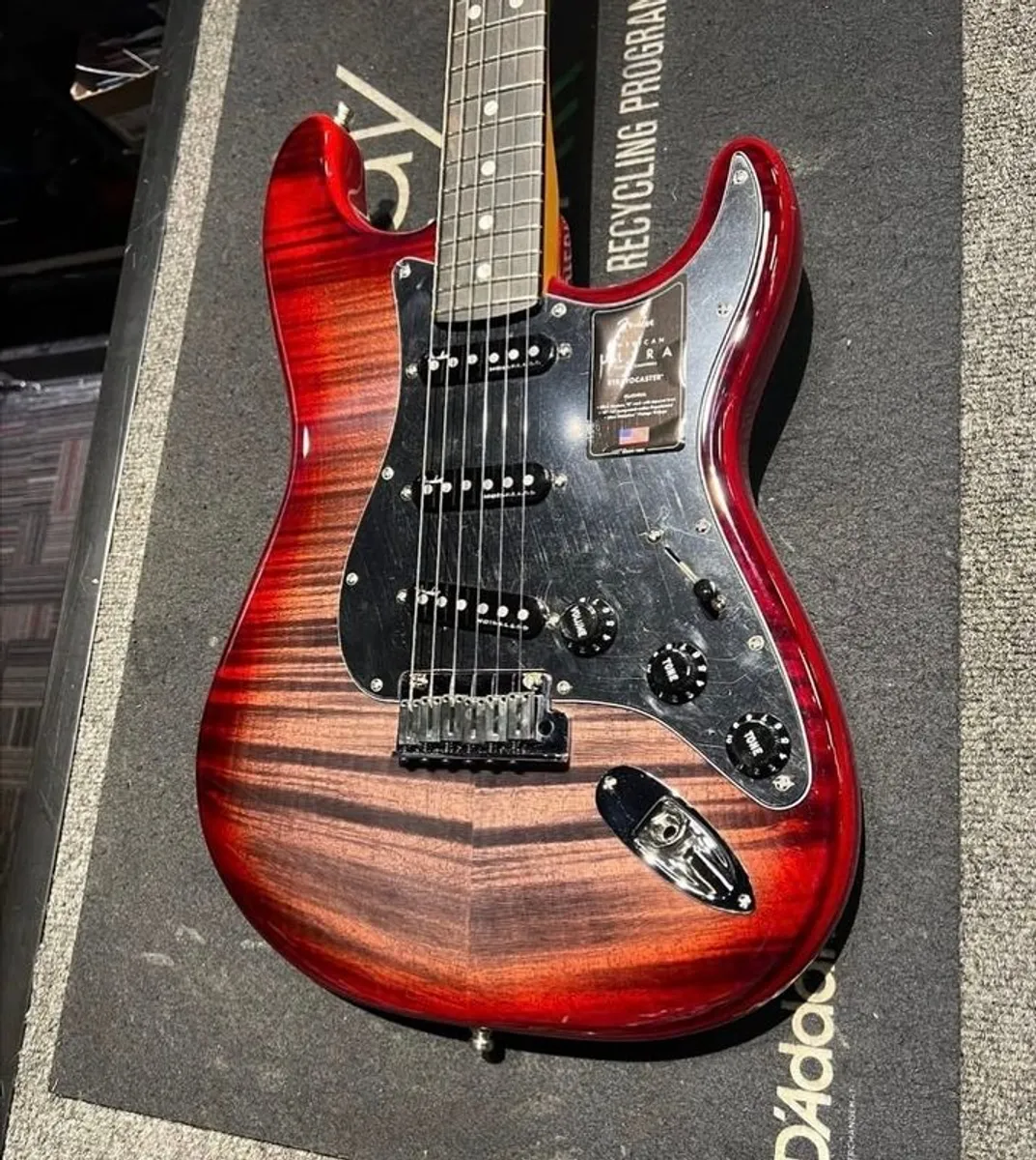 Limited Edition Fender AM Ultra Umbra Burst - Image 1