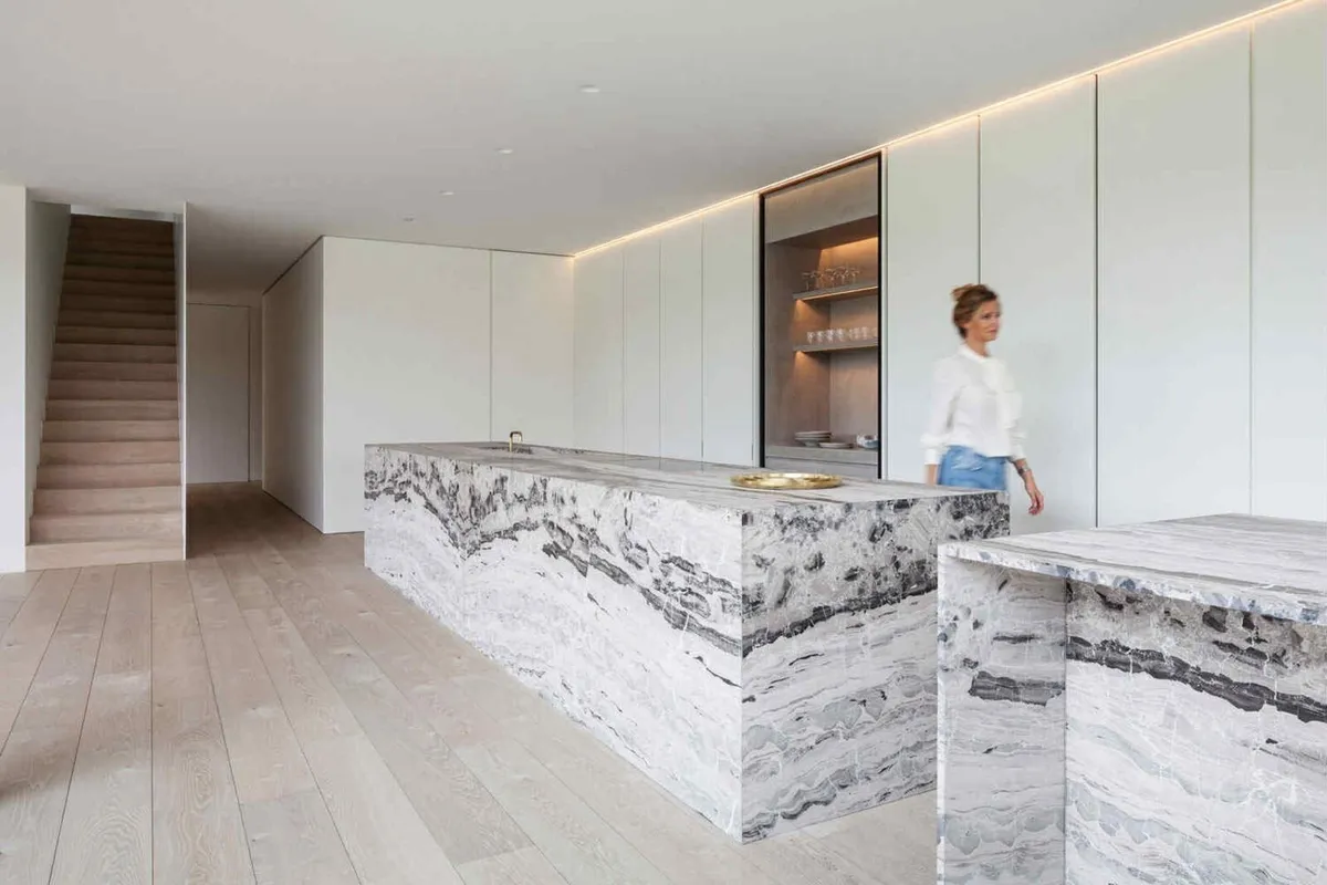 Beautiful wood flooring - Image 1