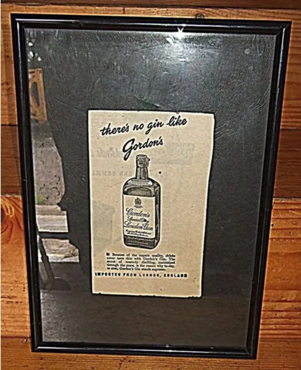 Framed Vintage Gordon's Gin Ad – Authentic - Image 1