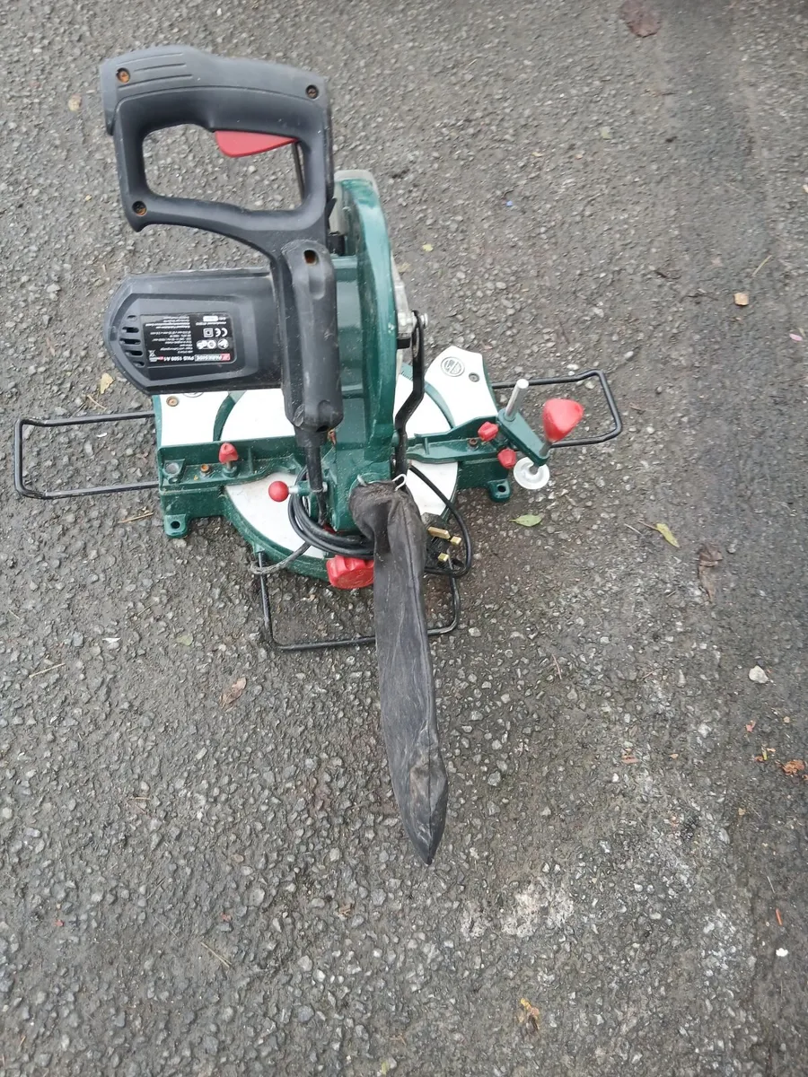 Chop saw working perfect priced 70e - Image 2