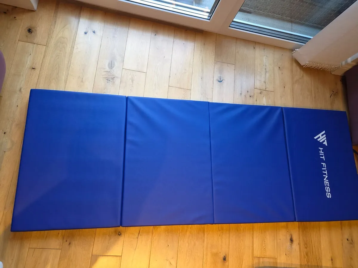Gymnastics mat