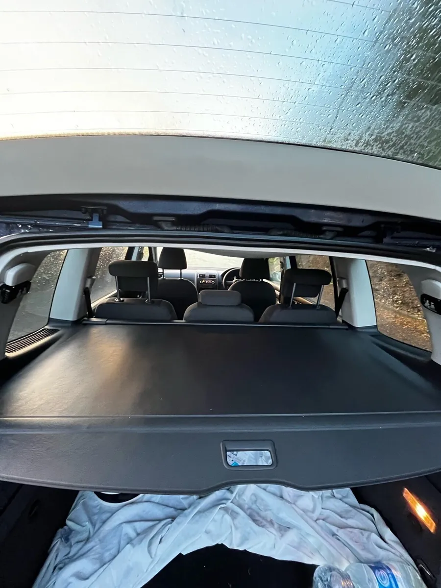 Volkswagen touran 1.6 tdi - Image 3